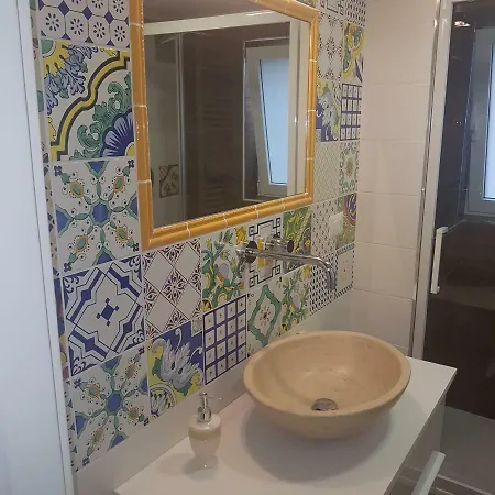 Loft Full Comfort 아파트 바리